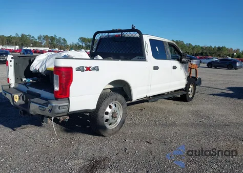 2017 Ford F-350 Xl из США, поврежденный, VIN 1FT7W3B67HEE27450